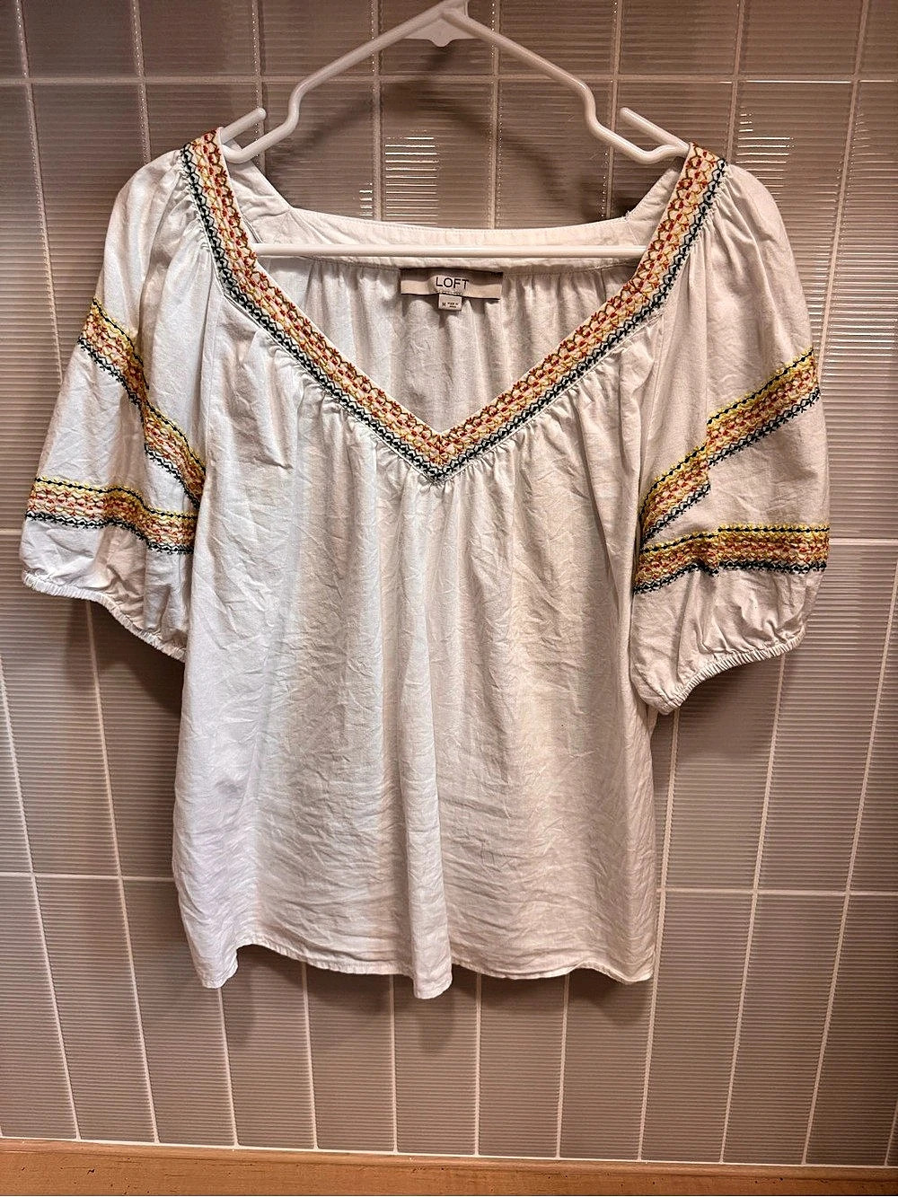 LOFT Embroidered Blouse in White Size Medium